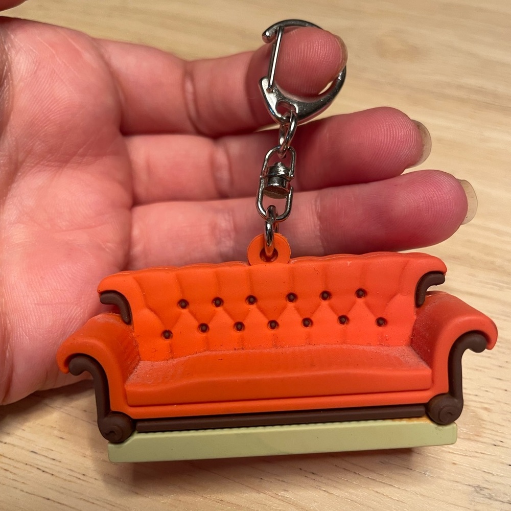 Friends Couch Figural Keyring
